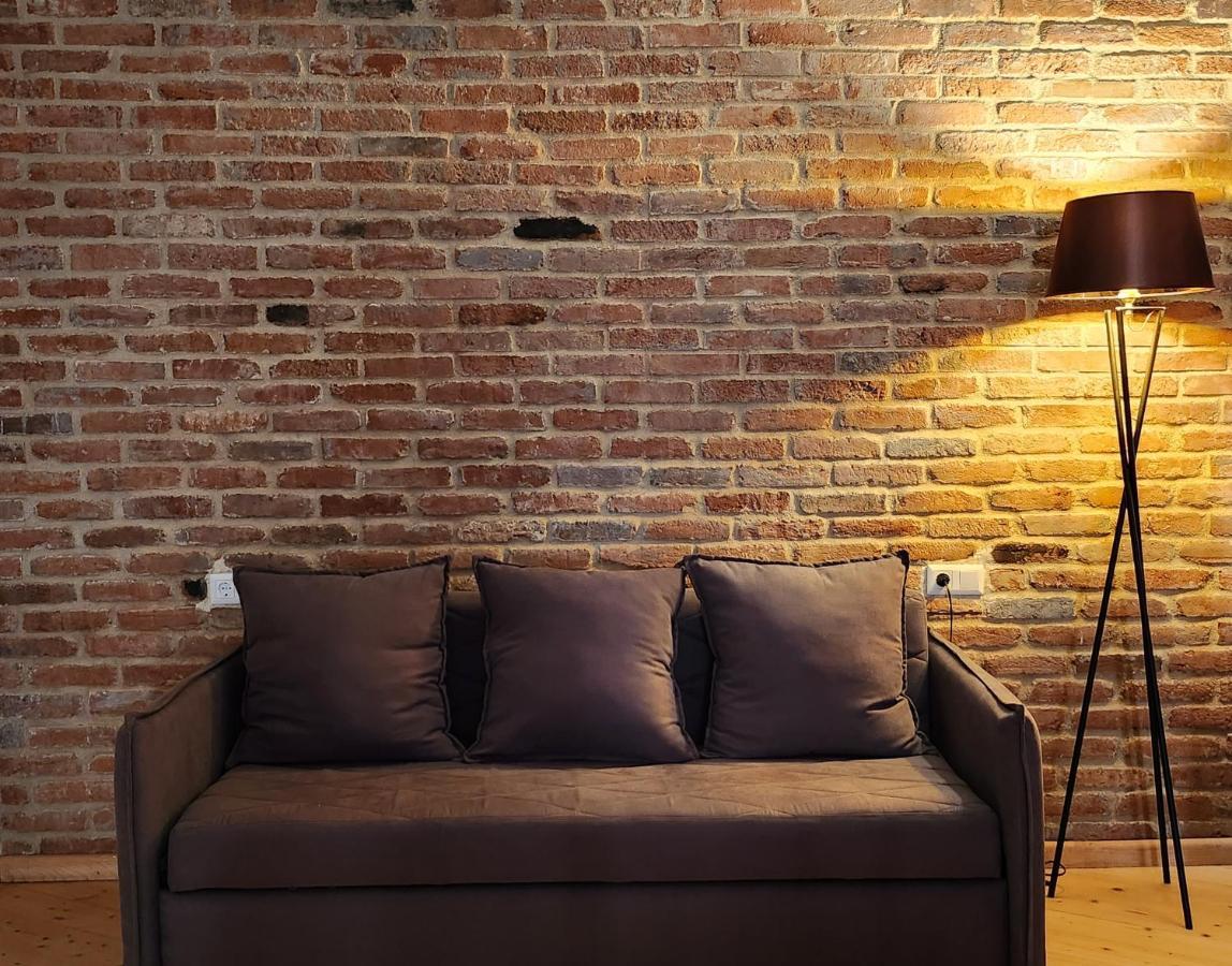 Old Gold Anteon Apartment Tbilisi Ngoại thất bức ảnh