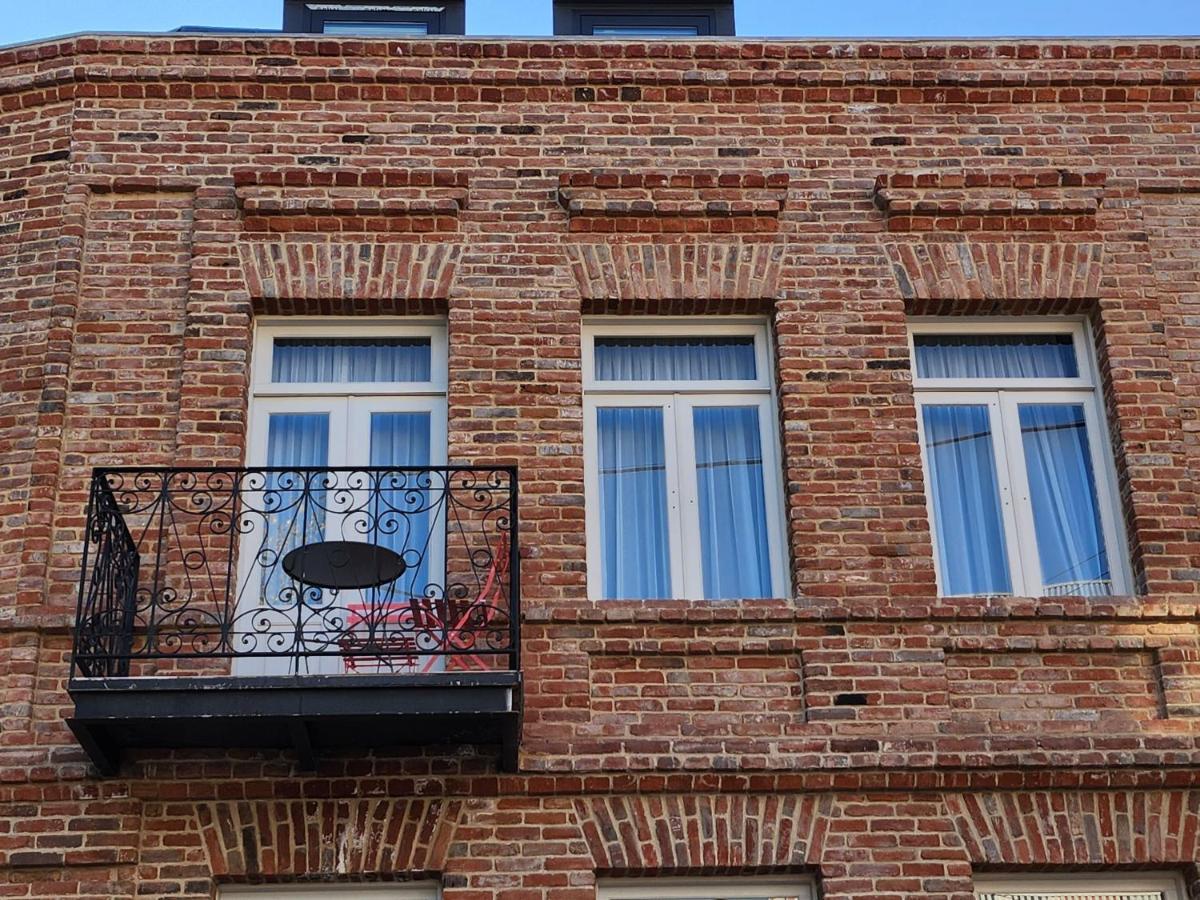 Old Gold Anteon Apartment Tbilisi Ngoại thất bức ảnh