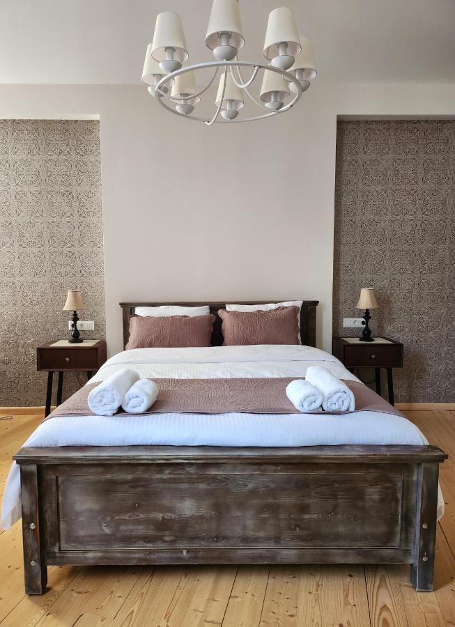 Old Gold Anteon Apartment Tbilisi Ngoại thất bức ảnh