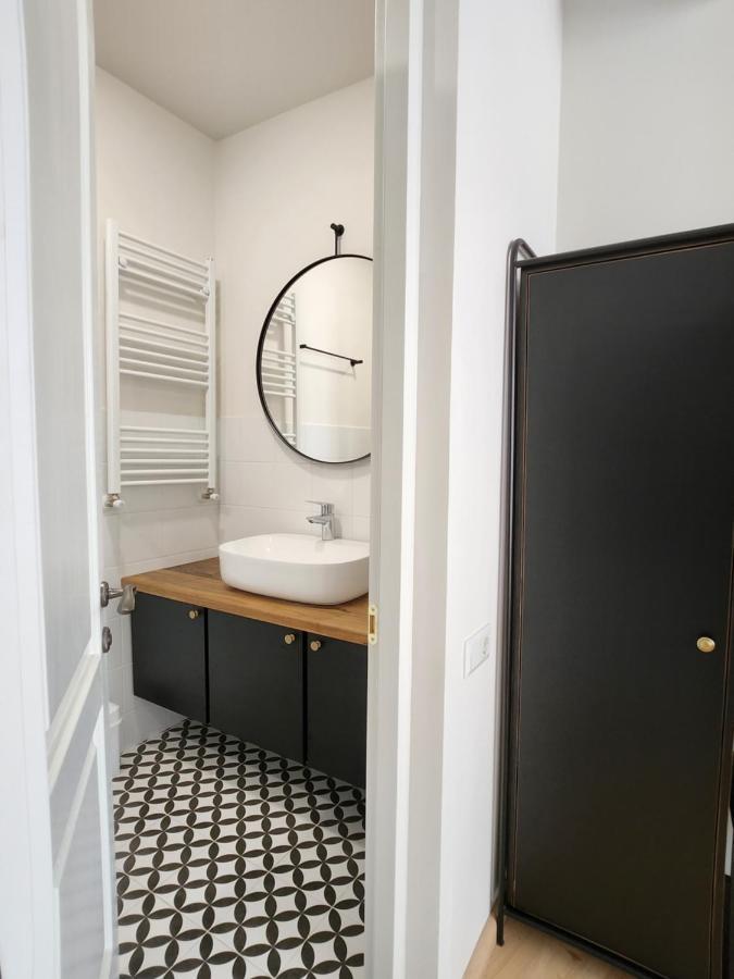 Old Gold Anteon Apartment Tbilisi Ngoại thất bức ảnh