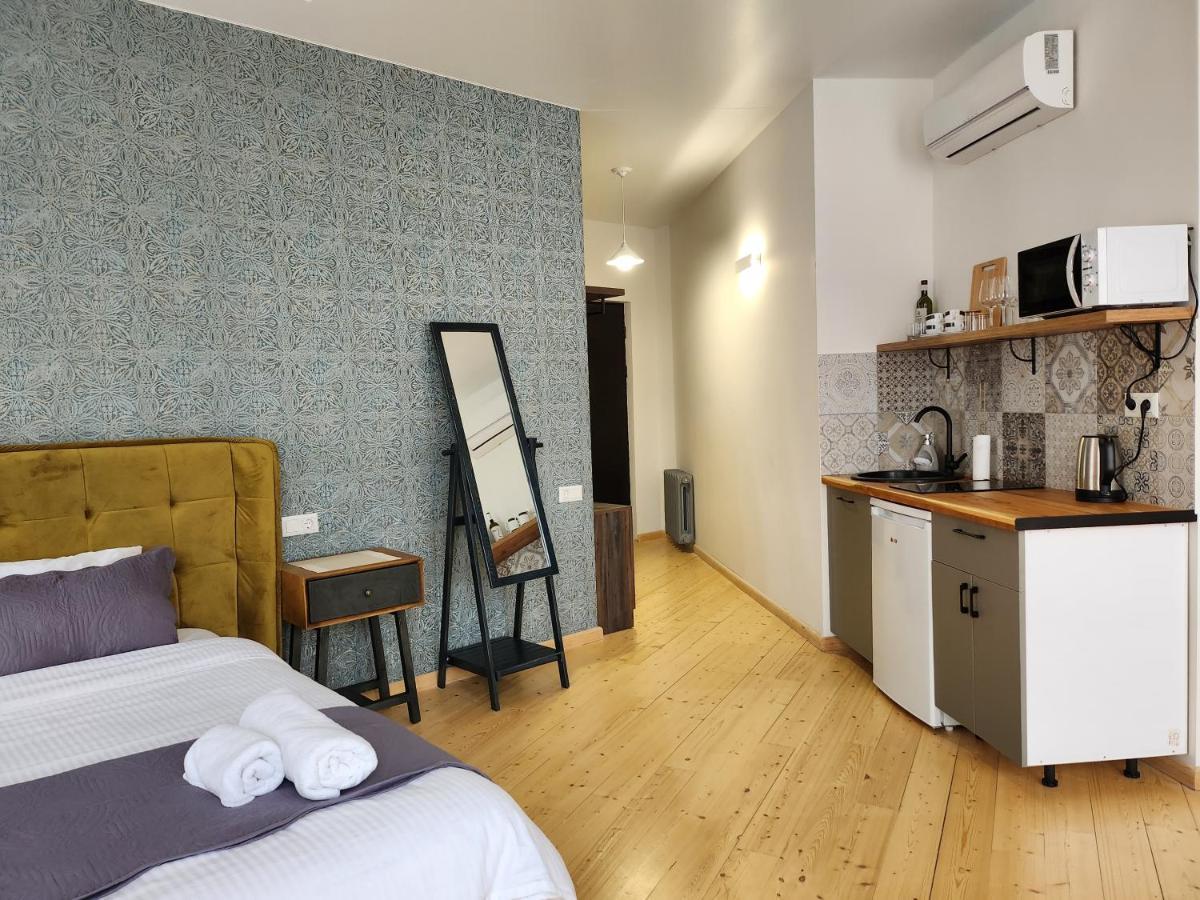 Old Gold Anteon Apartment Tbilisi Ngoại thất bức ảnh