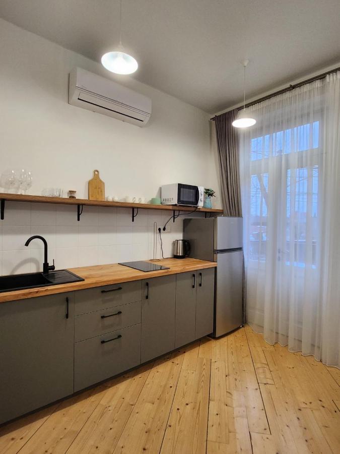 Old Gold Anteon Apartment Tbilisi Ngoại thất bức ảnh
