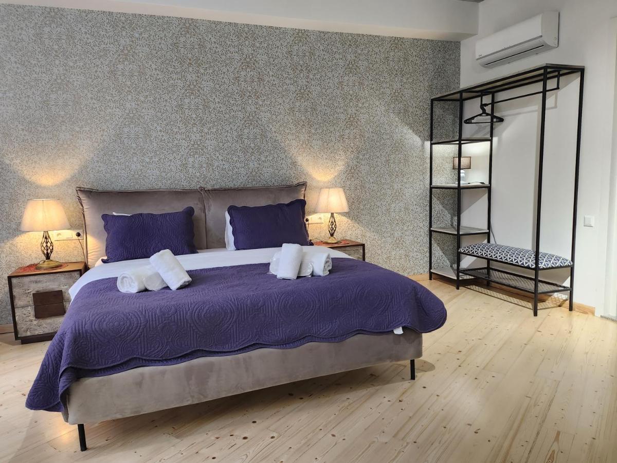 Old Gold Anteon Apartment Tbilisi Ngoại thất bức ảnh