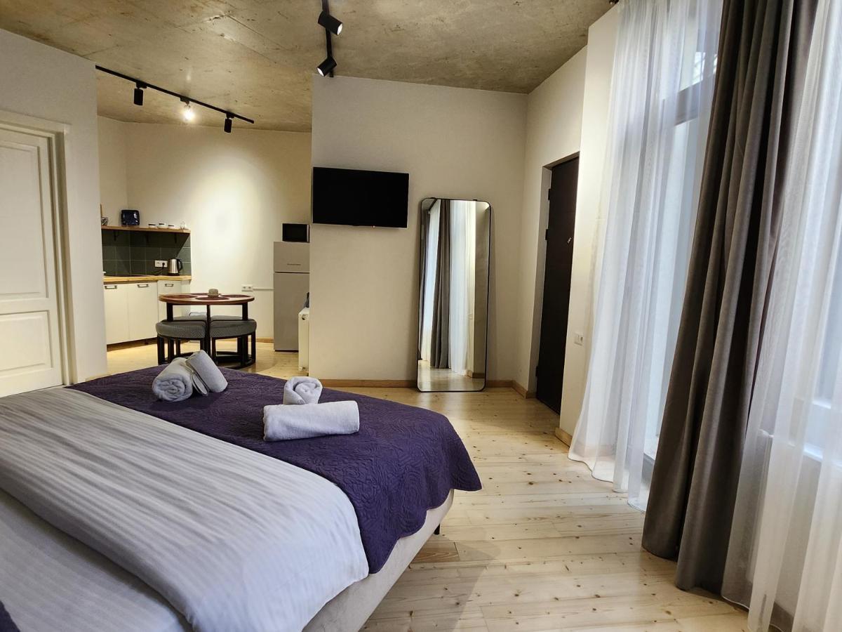 Old Gold Anteon Apartment Tbilisi Ngoại thất bức ảnh